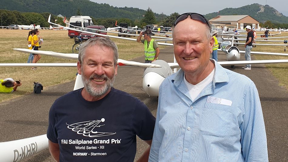 Klaus und Conner am Start im Grand Prix St Auban